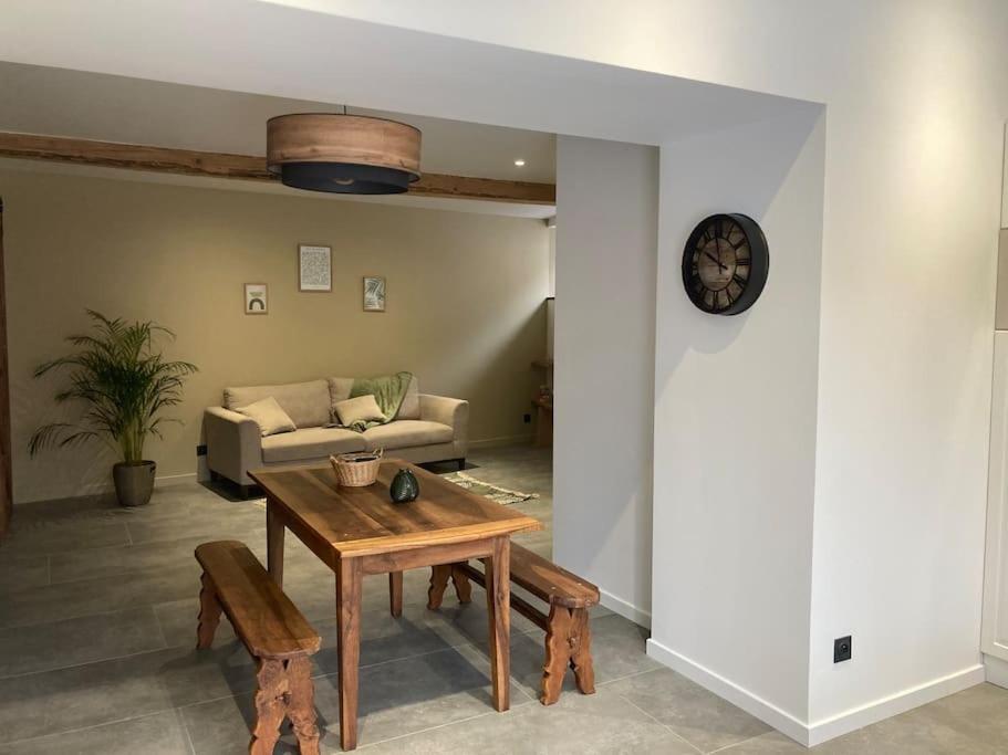 Superbe Appartement Avec Jacuzzi Et Jardin Prive Marlhes Екстериор снимка